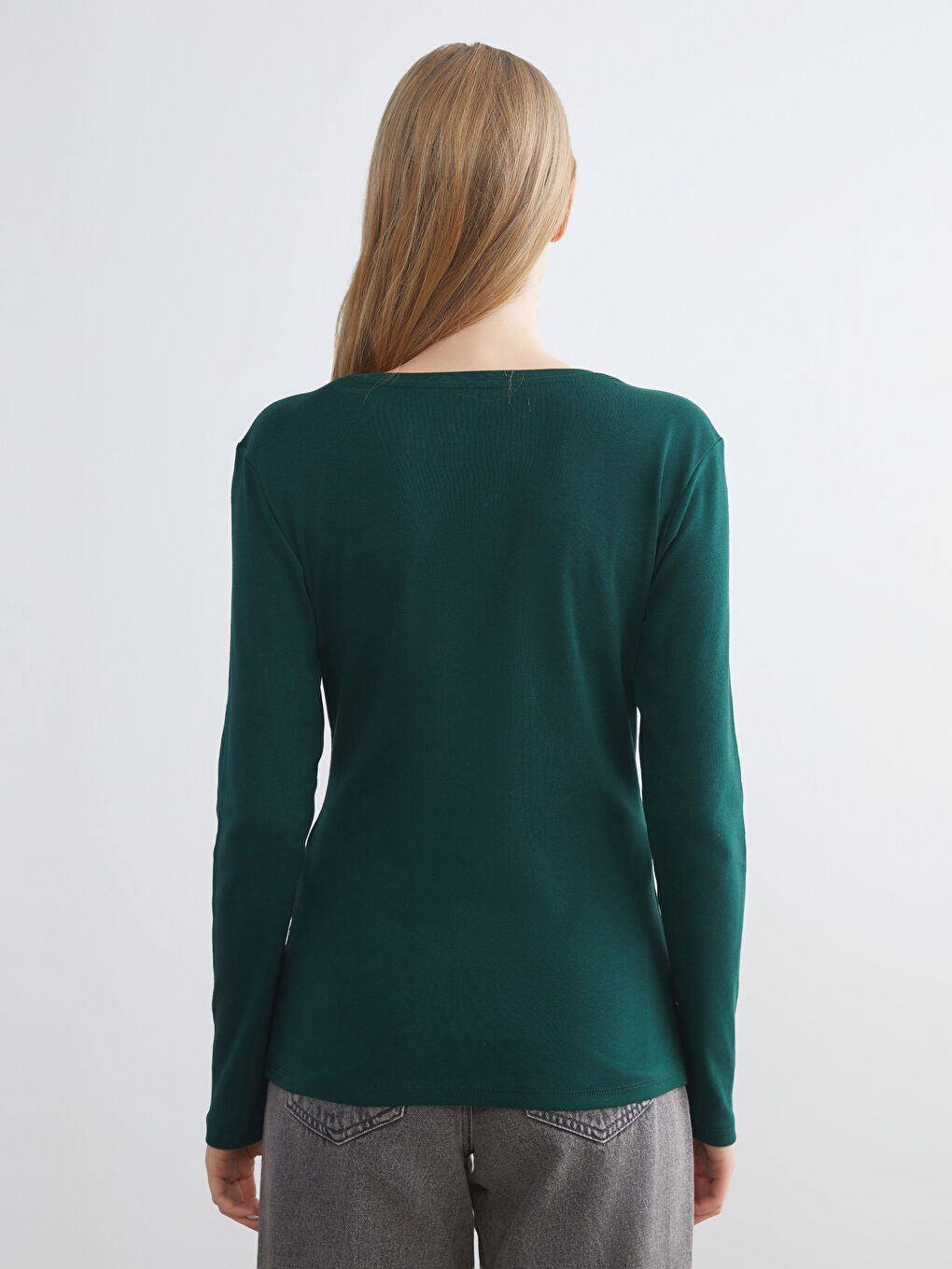 Yeşil V Yaka Uzun Kollu Kadın Tişört-4