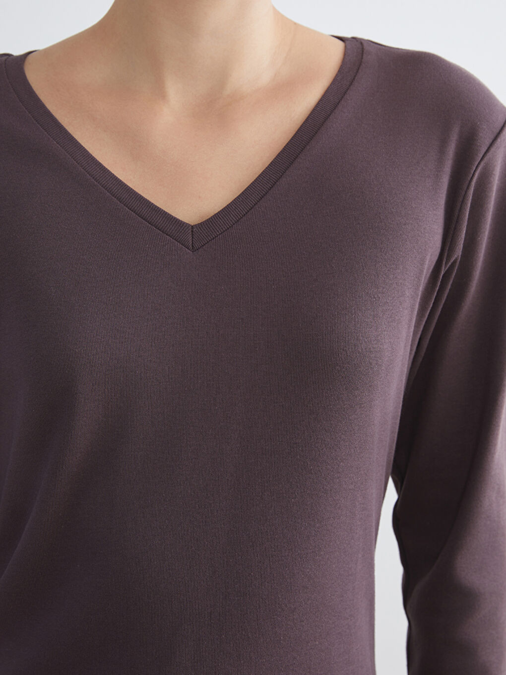 Plus Size V-Neck Women's T-Shirt-3