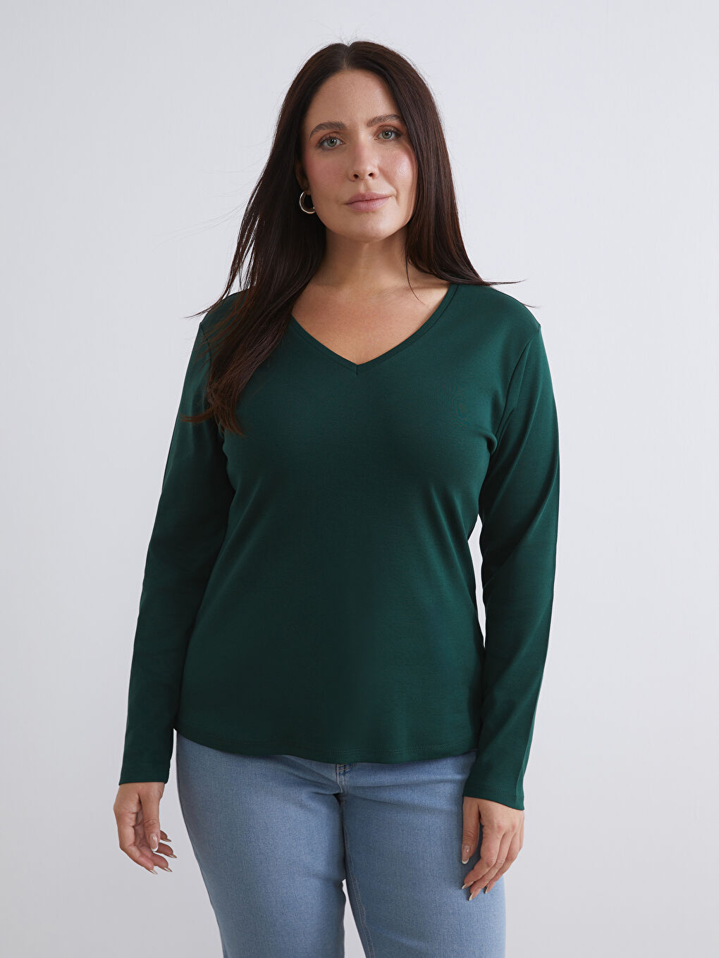 Yeşil V Yaka Uzun Kollu Kadın Tişört-1