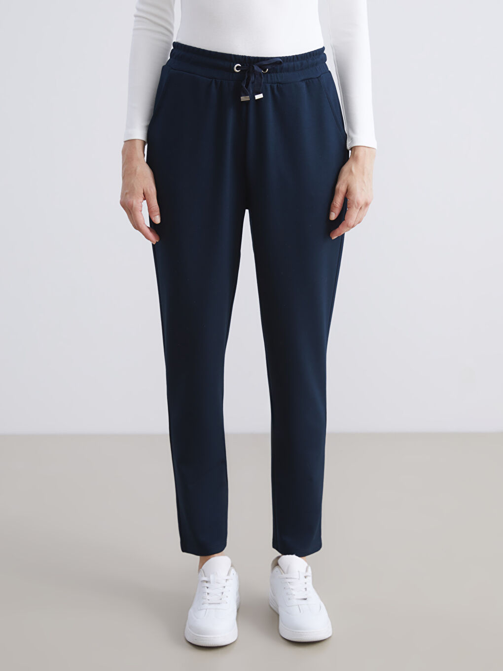 Lacivert Beli Lastikli Kadın Eşofman Altı-1