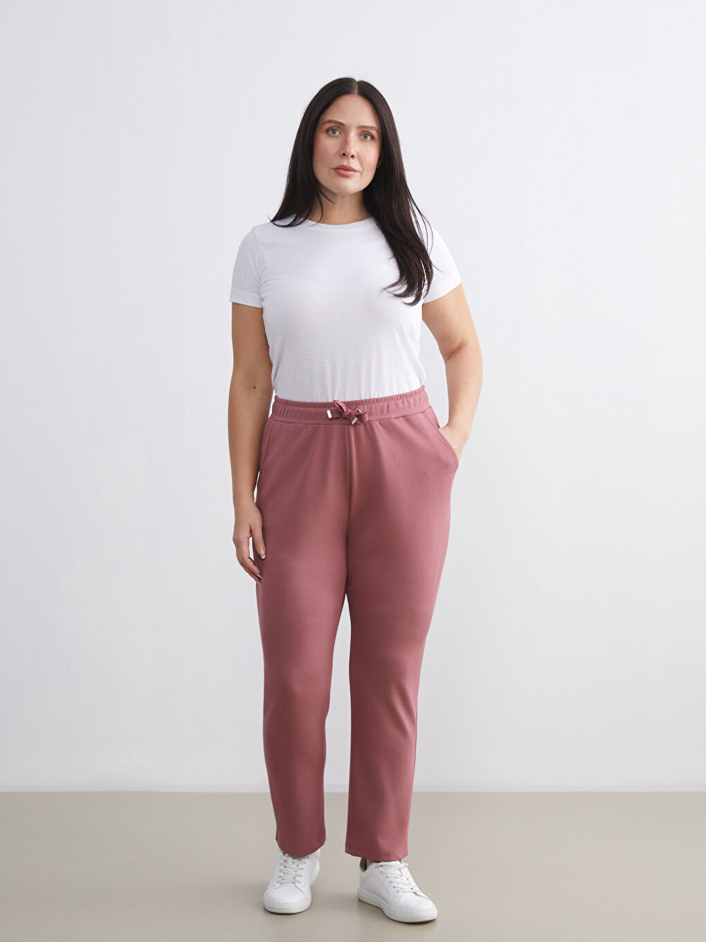 Women's Sweatpants with Elastic Waist-1