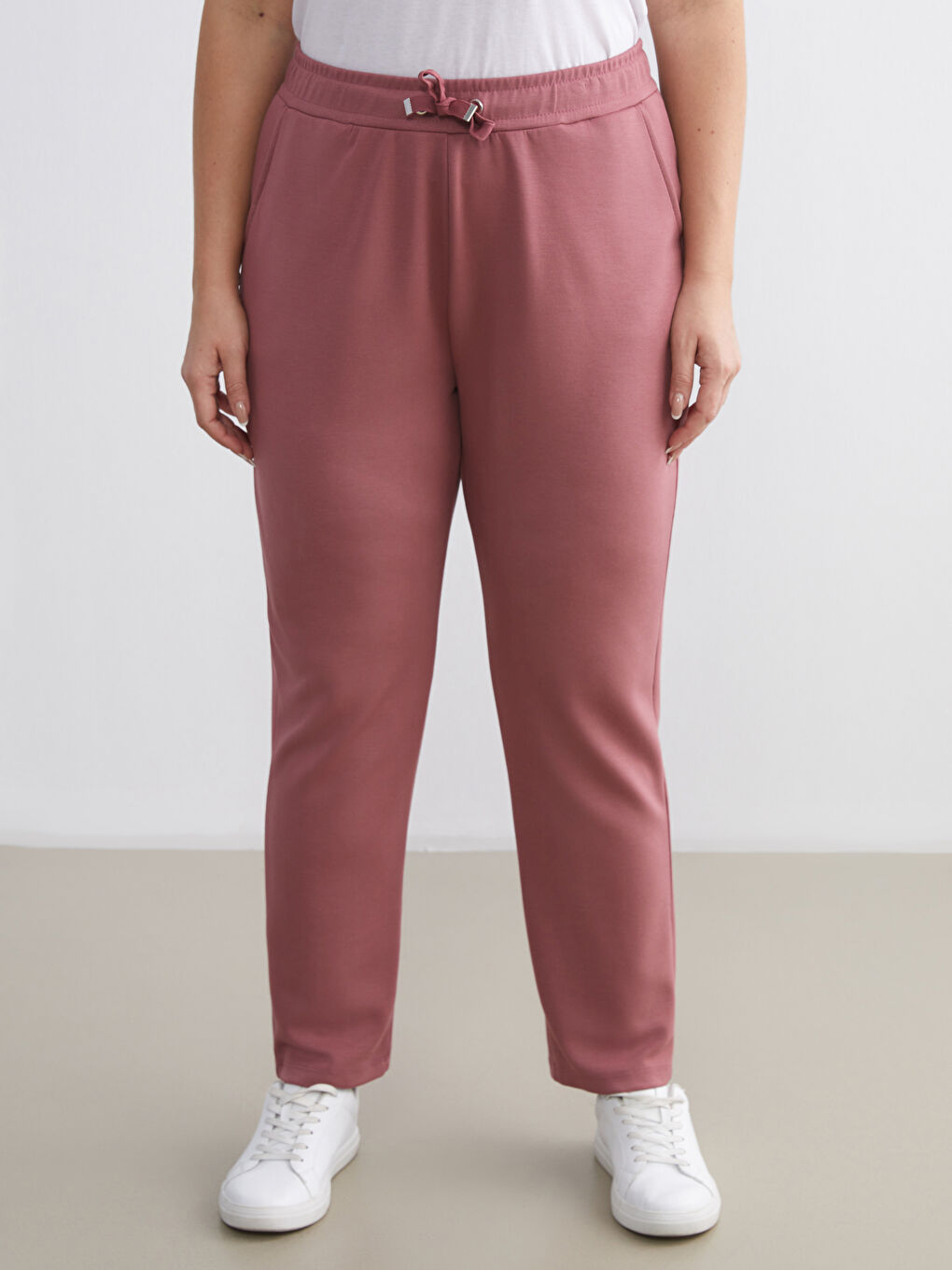 Women's Sweatpants with Elastic Waist-5