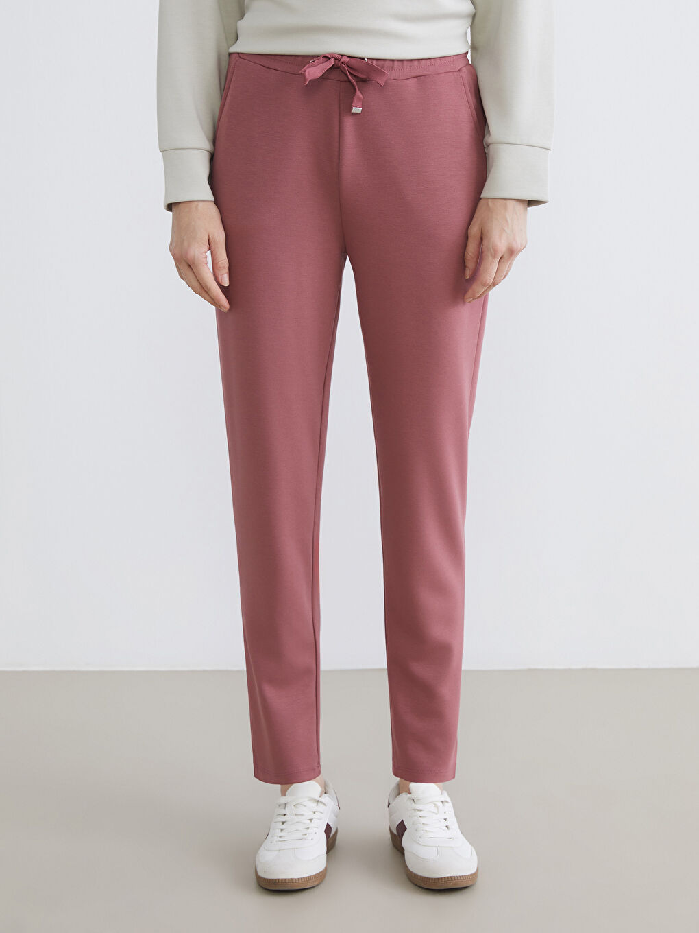 Women's Sweatpants with Elastic Waist-2