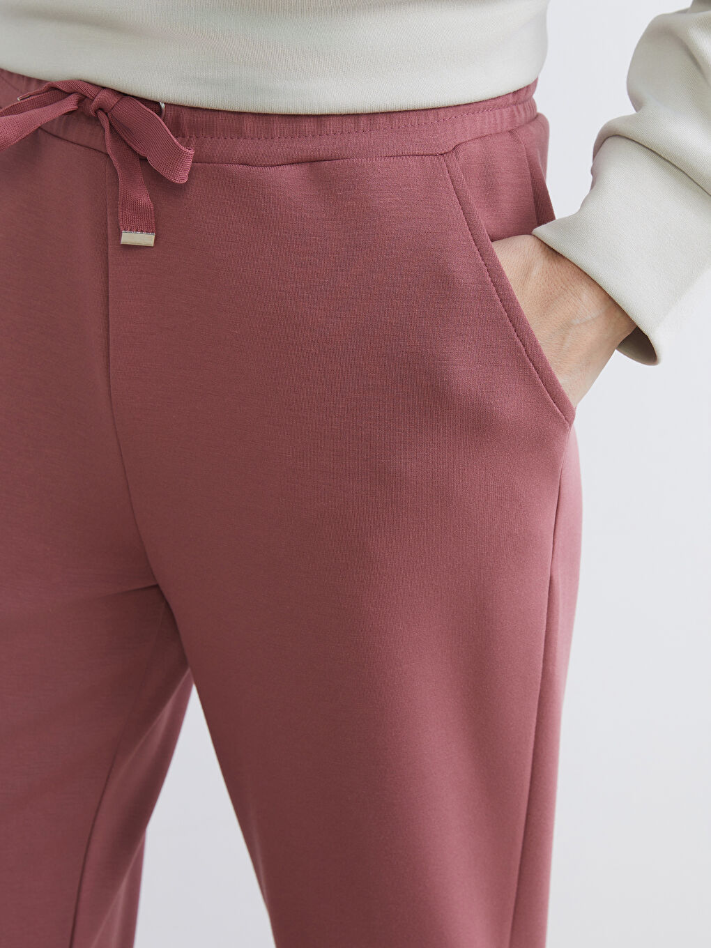 Women's Sweatpants with Elastic Waist-3