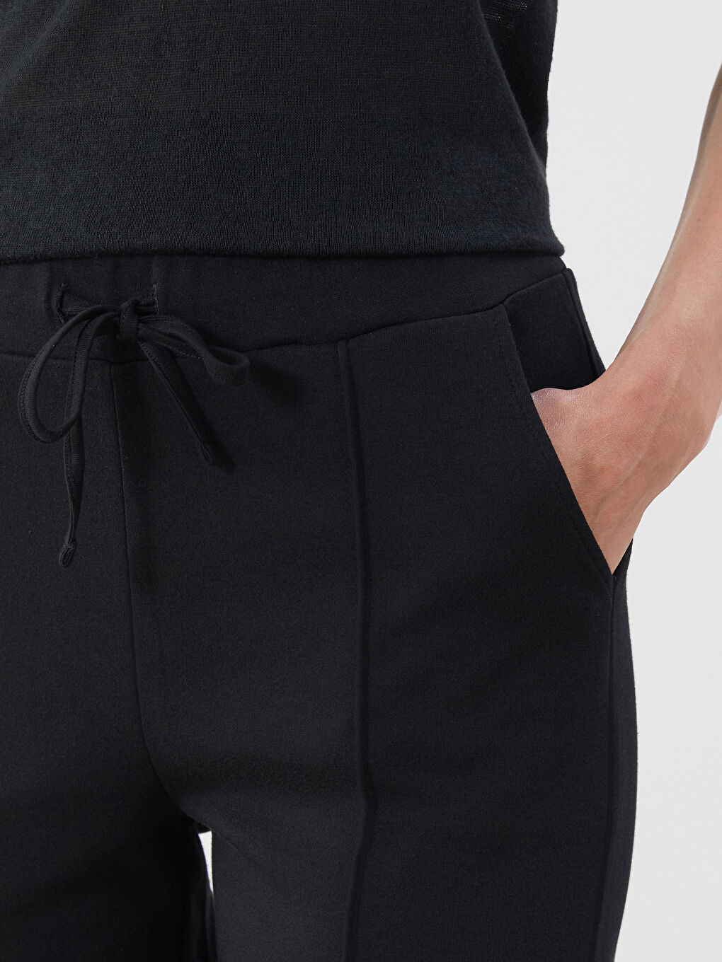 LCWAIKIKI Classic Women's Sweatpants with Elastic Waist -W57963Z8-CVL