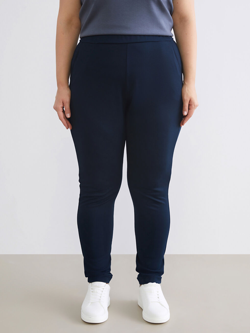 Lacivert Beli Lastikli Kadın Jogger Eşofman Altı-6