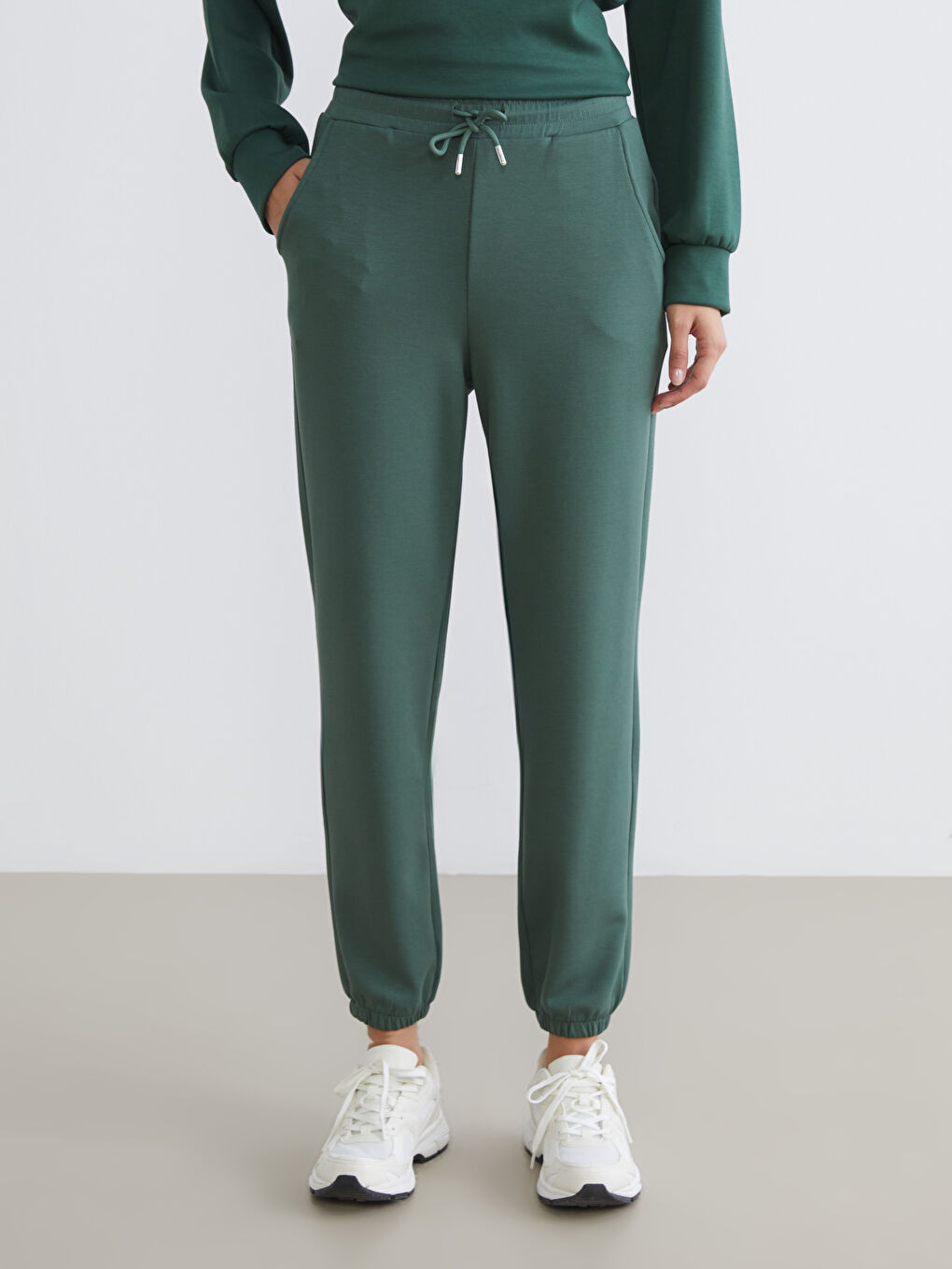 Yeşil Beli Lastikli Kadın Jogger Eşofman Altı-1