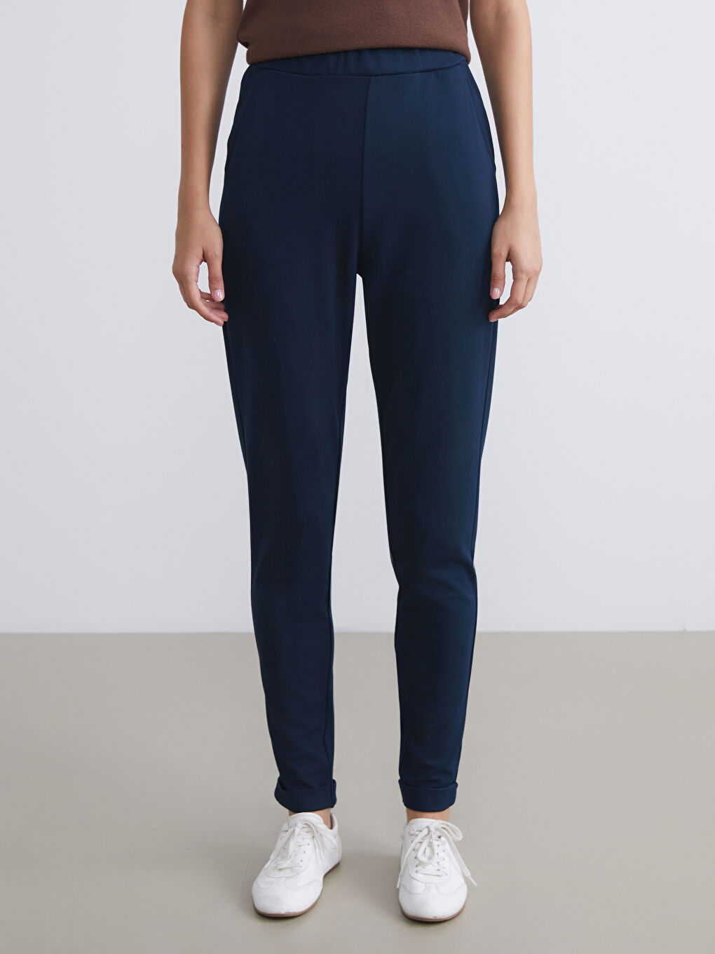 Lacivert Beli Lastikli Kadın Eşofman Altı-1