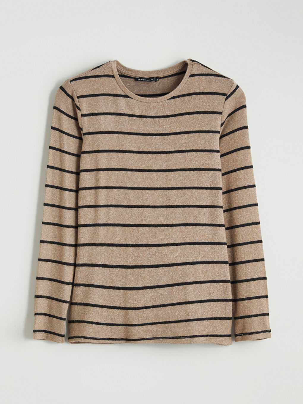 Дамска тениска на райета с обло деколте-4