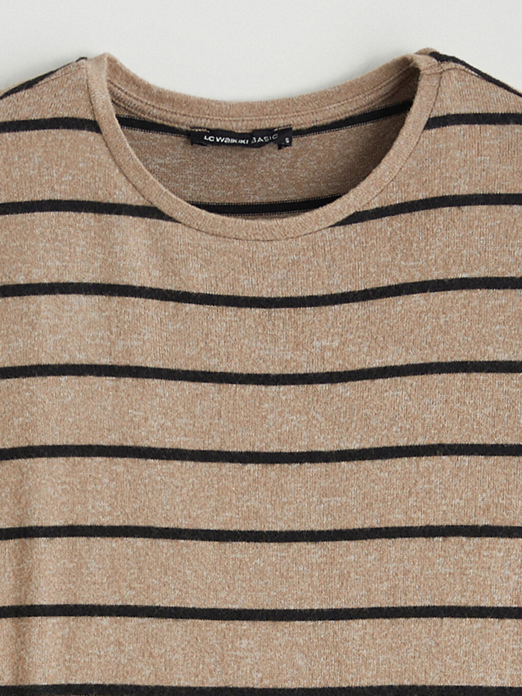 Дамска тениска на райета с обло деколте-5