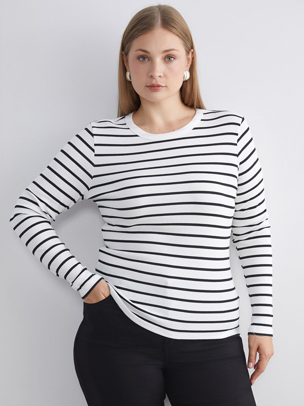 Crew Neck Striped Women's Body-1