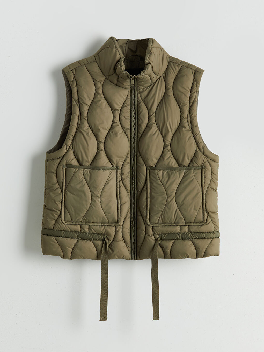 Haki Dik Yaka Kapitone Oversize Kadın Şişme Yelek-4