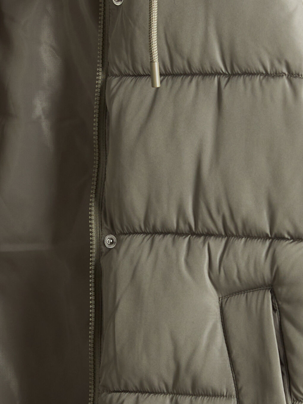 Haki Kapüşonlu Kadın Şişme Yelek-6