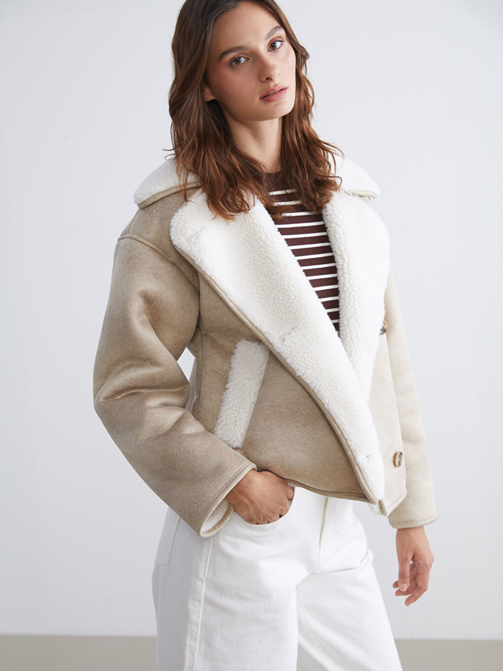 Bej Kürk Yaka Oversize Kadın Süet Mont