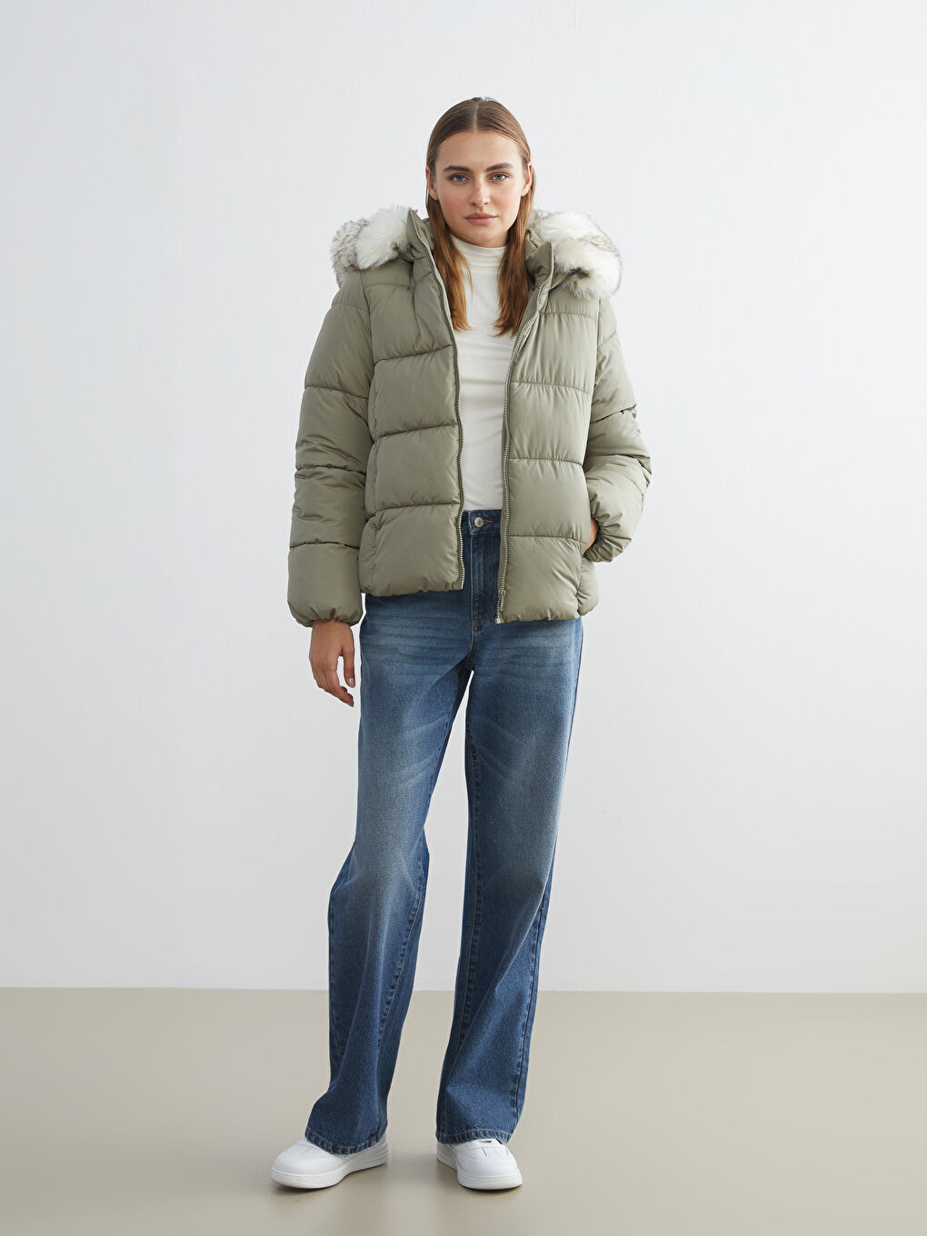 Women's Hooded Plain Puffer Coat-2