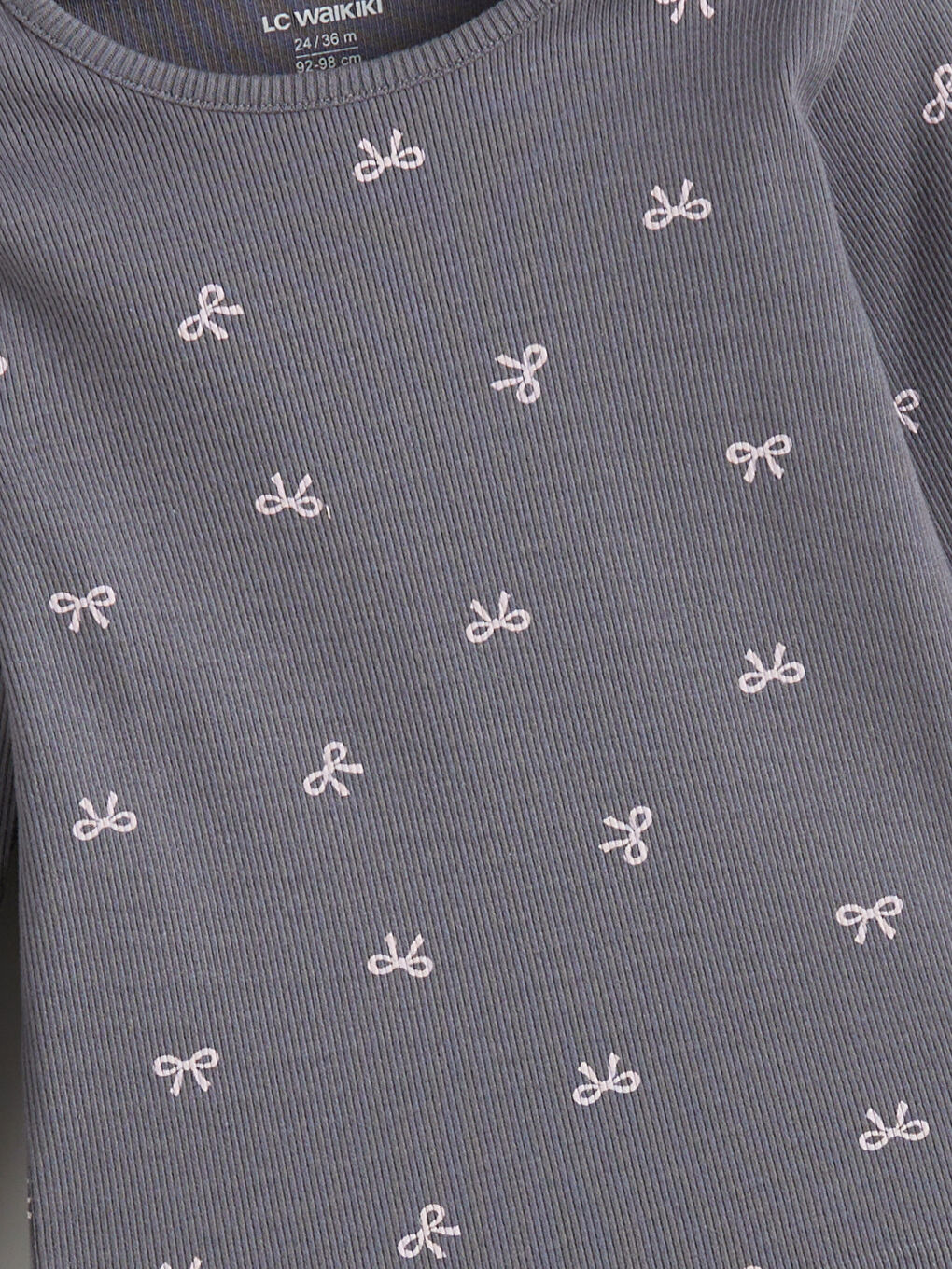 Antrasit Bisiklet Yaka Fiyonk Desenli Uzun Kollu Kız Bebek Tişört-1