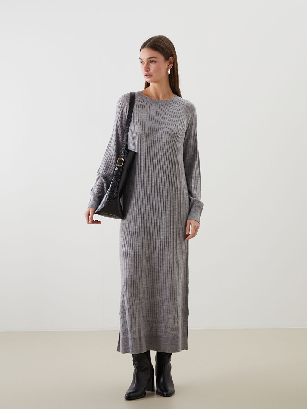 Crew Neck Knit Dress