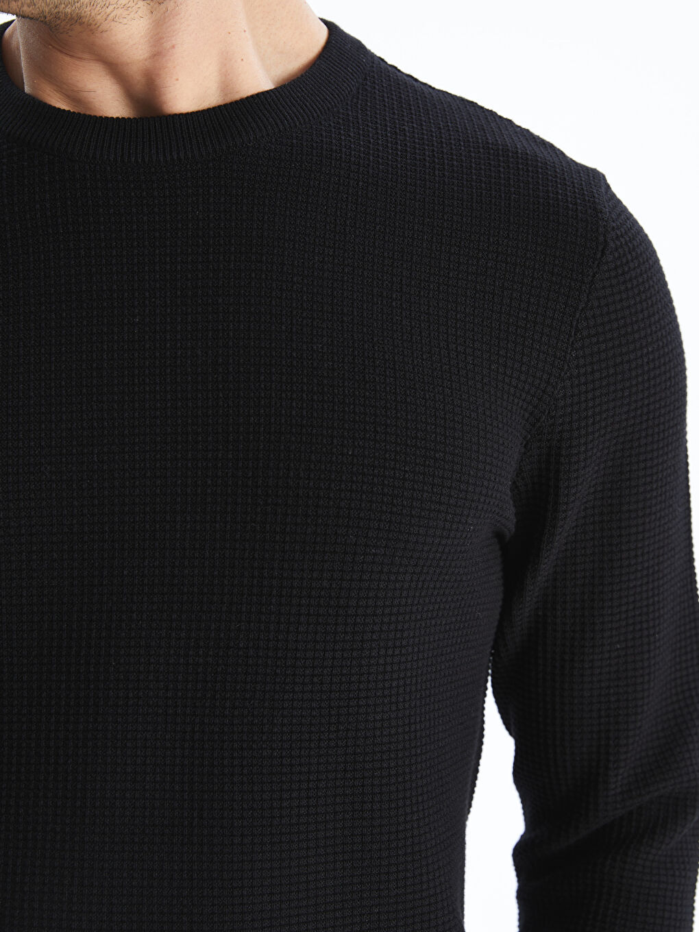 Crew Neck Checkered Men's Knit Sweater-2