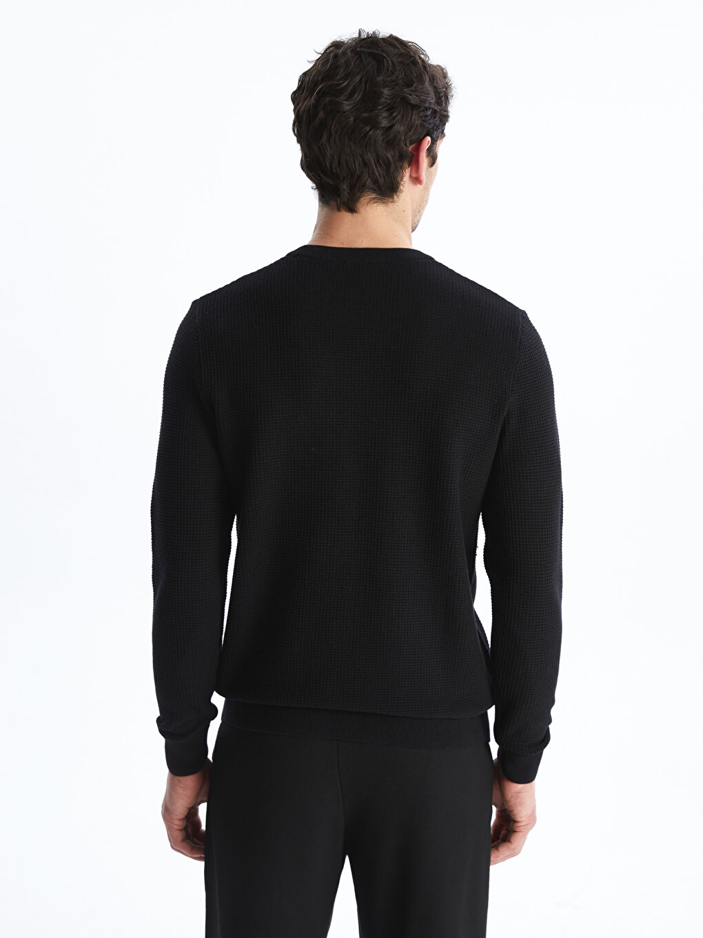 Crew Neck Checkered Men's Knit Sweater-3