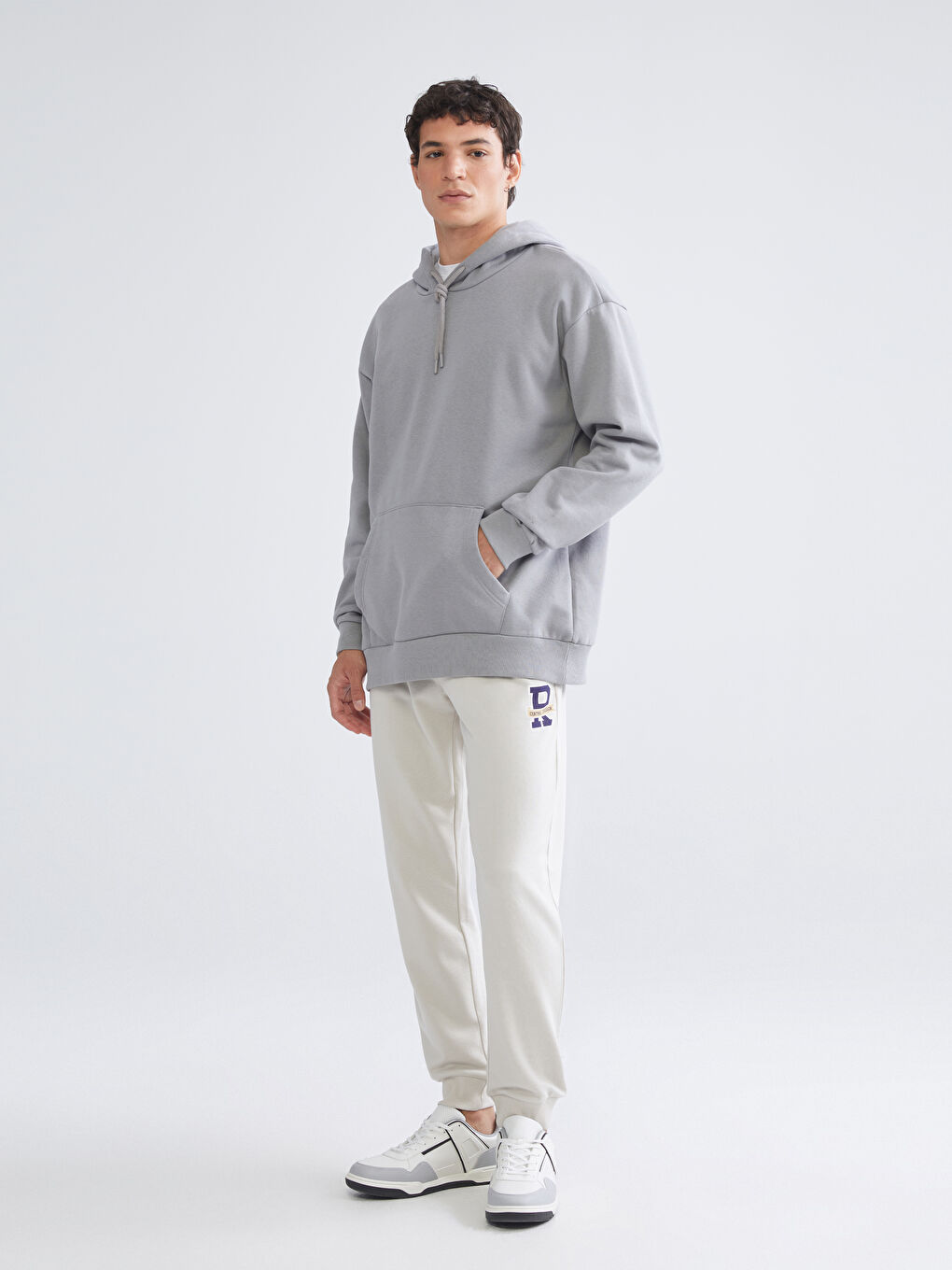 Standard Fit Men's Sweatpants