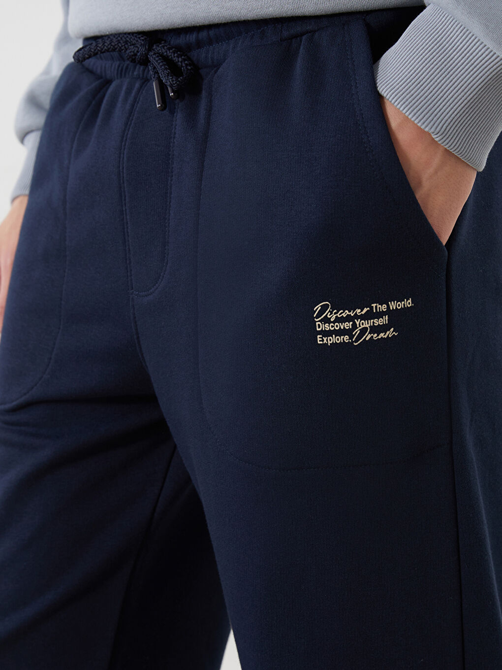 Standard Fit Men's Jogger Sweatpants-2