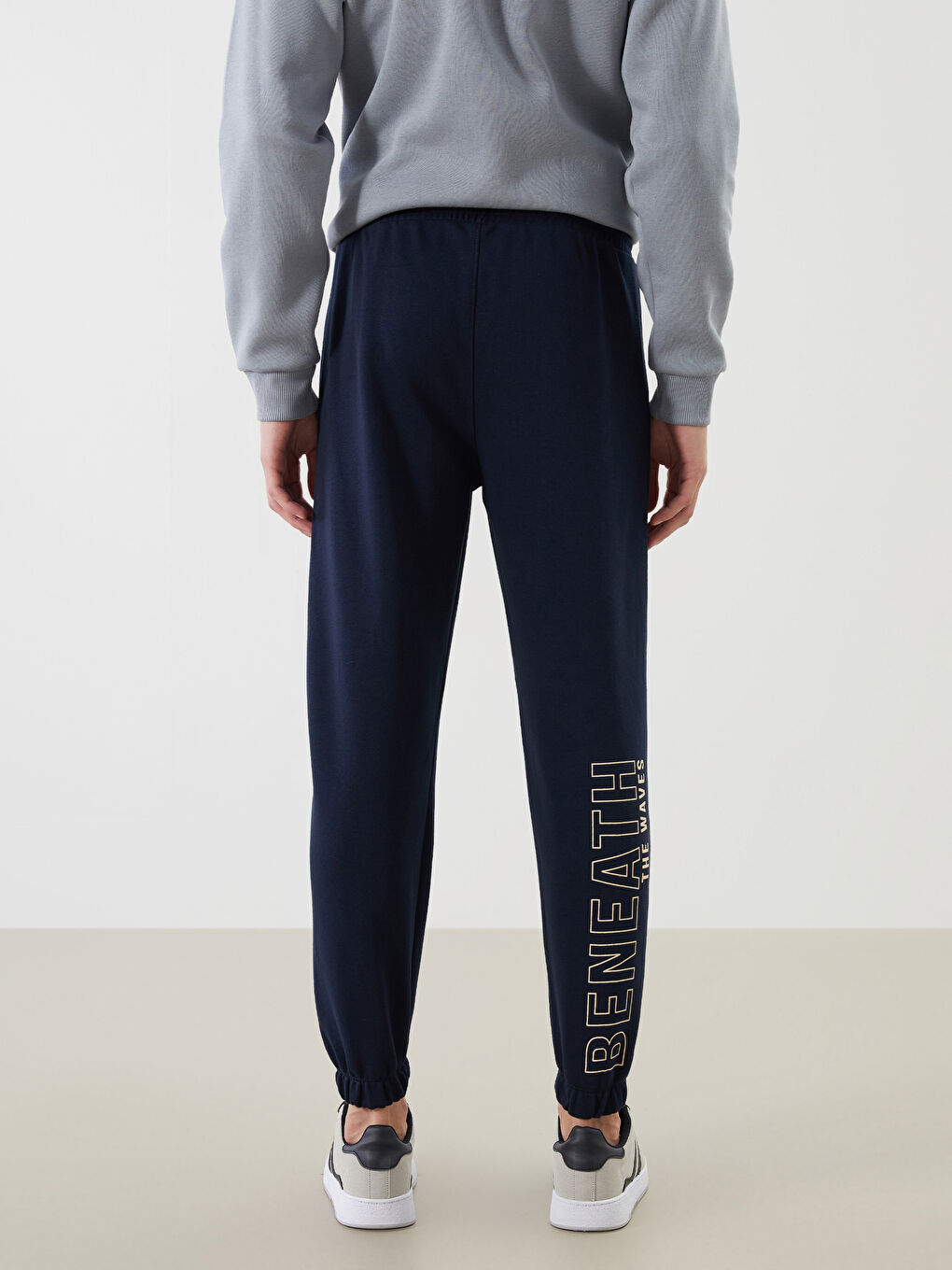 Standard Fit Men's Jogger Sweatpants-3