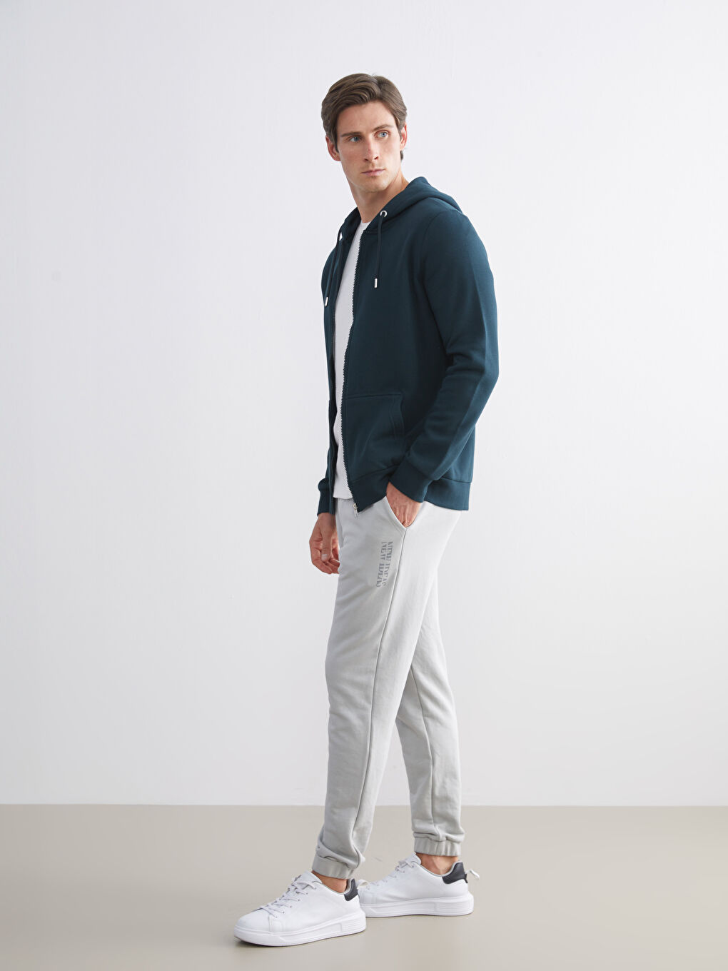 Standard Fit Men's Jogger Sweatpants-1