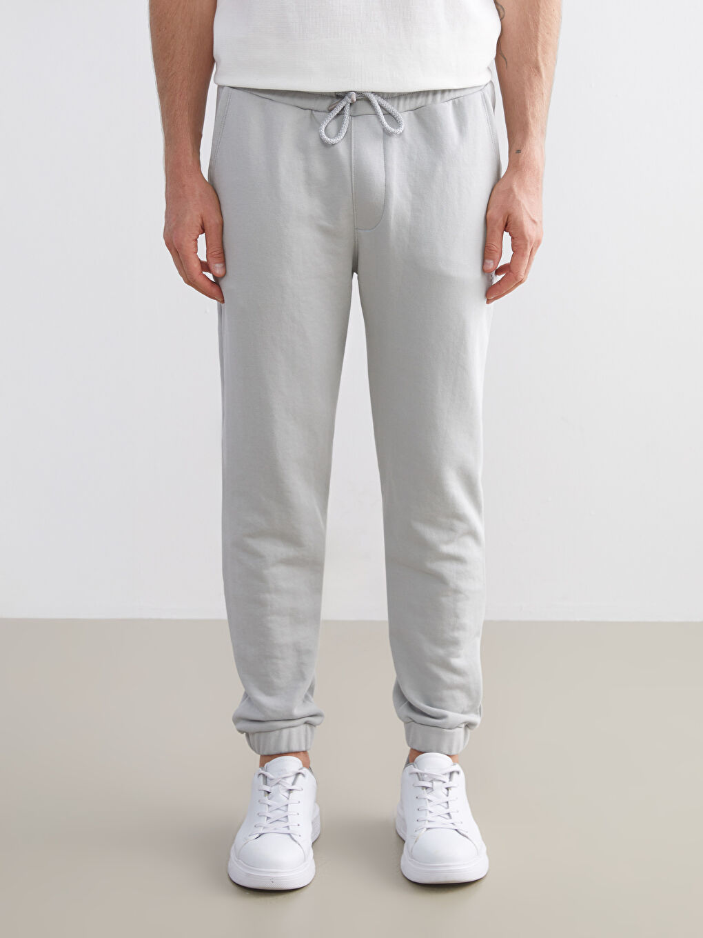 Standard Fit Men's Jogger Sweatpants-2