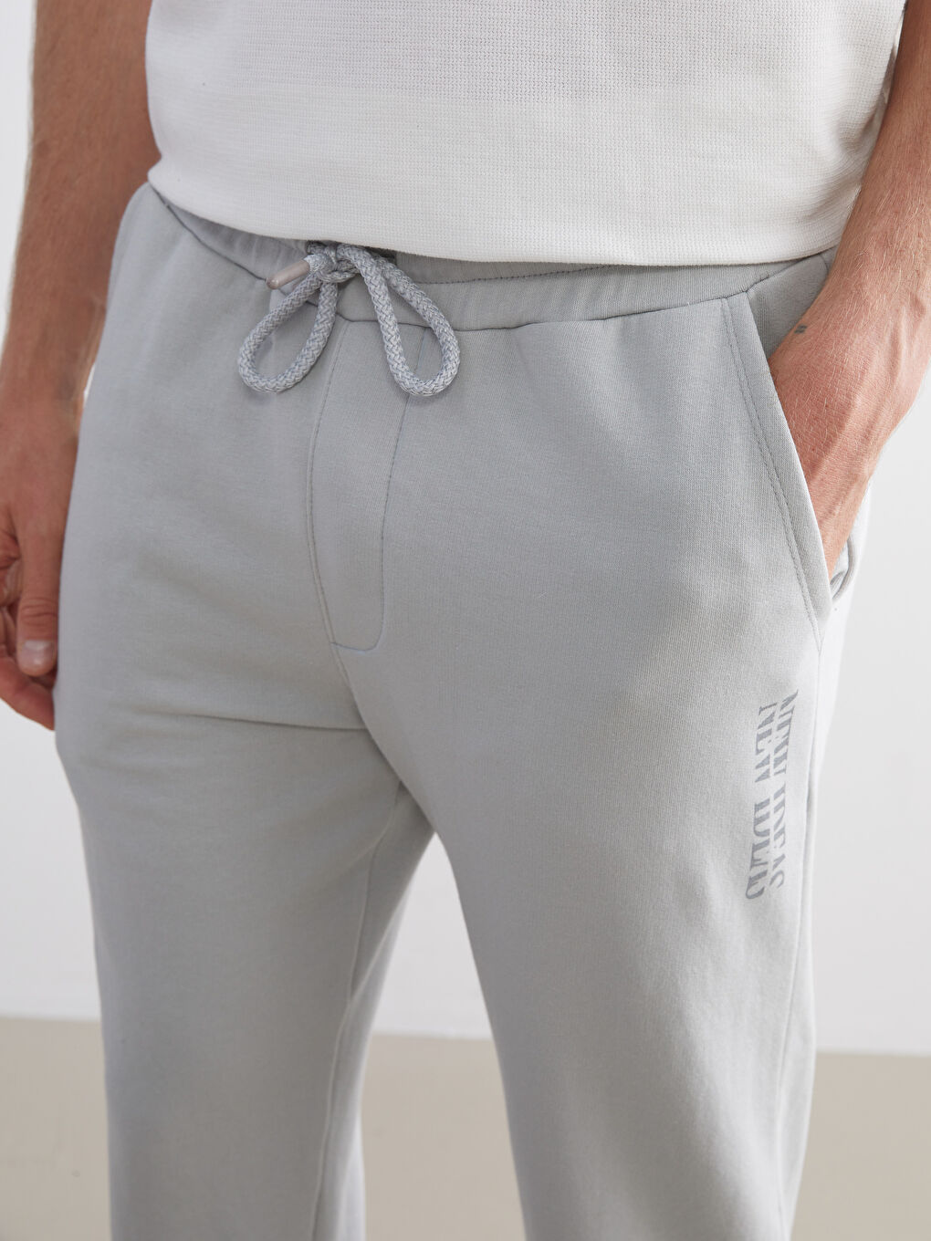 Standard Fit Men's Jogger Sweatpants-4