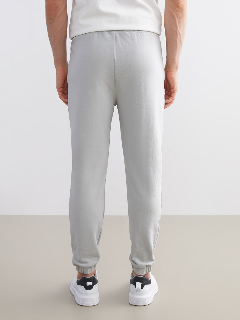 Standard Fit Men's Jogger Sweatpants-6