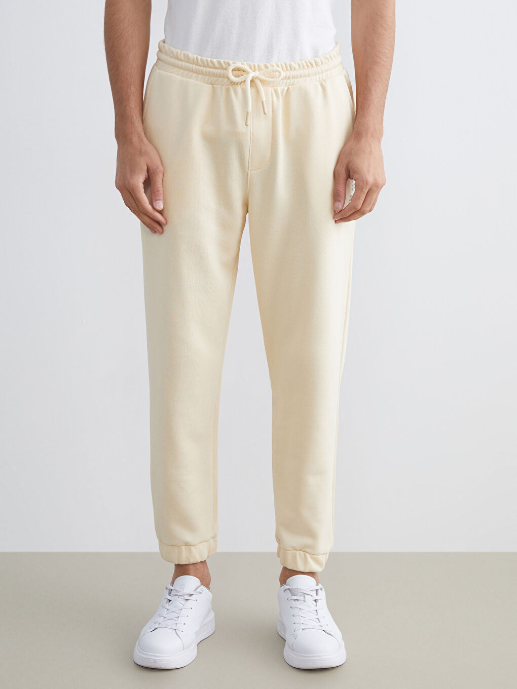 Standard Fit Men's Jogger Sweatpants-1