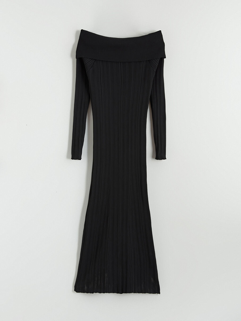 Siyah Kayık Yaka Triko Elbise-4