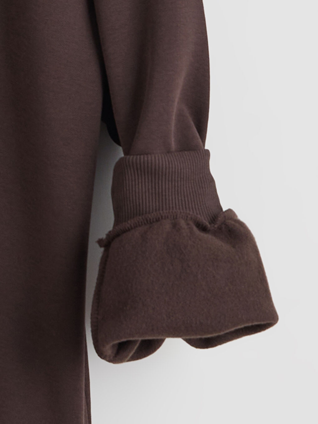 Әйелдерге арналған биік жағалы кестеленген оверсайз қалың свитшот-6