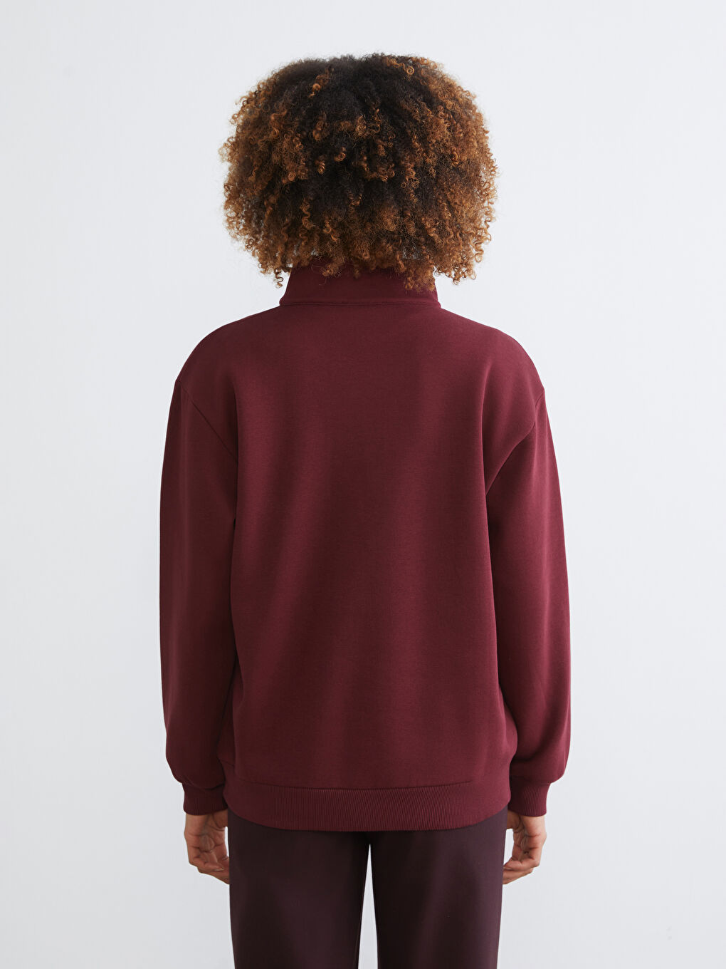 Funnel Neck Embroidered Oversize Women's Thick Sweatshirt-3