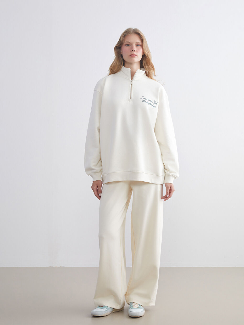 XSIDE Funnel Neck Embroidered Oversize Women's Thick Sweatshirt -W58355Z8-YSB