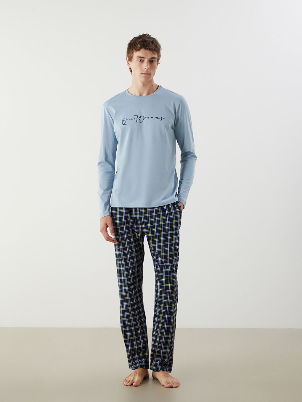 LC WAIKIKI Regular Fit Men's Pyjama Set -W58391Z8-LSJ