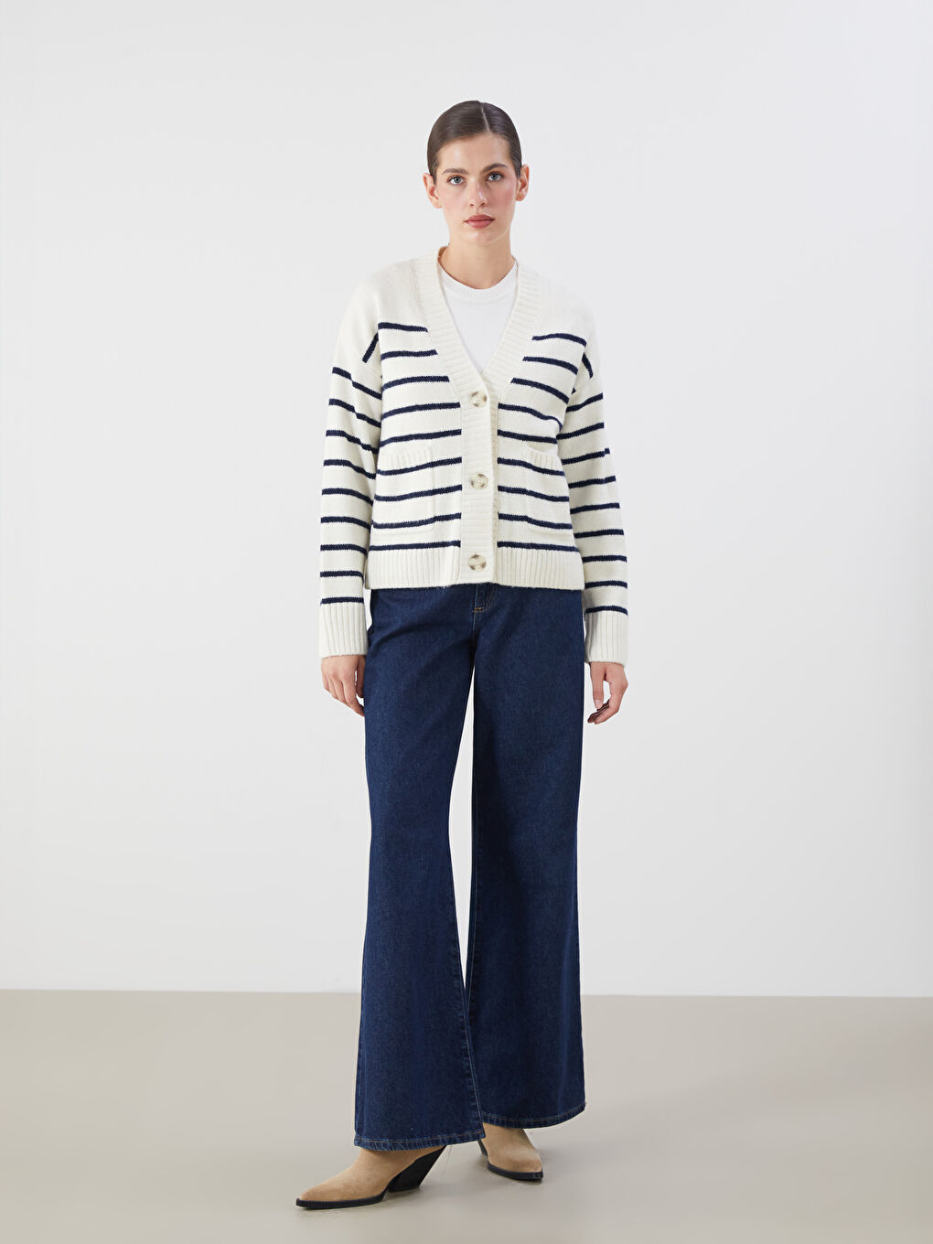 V Neck Striped Women's Knitwear Cardigan-1