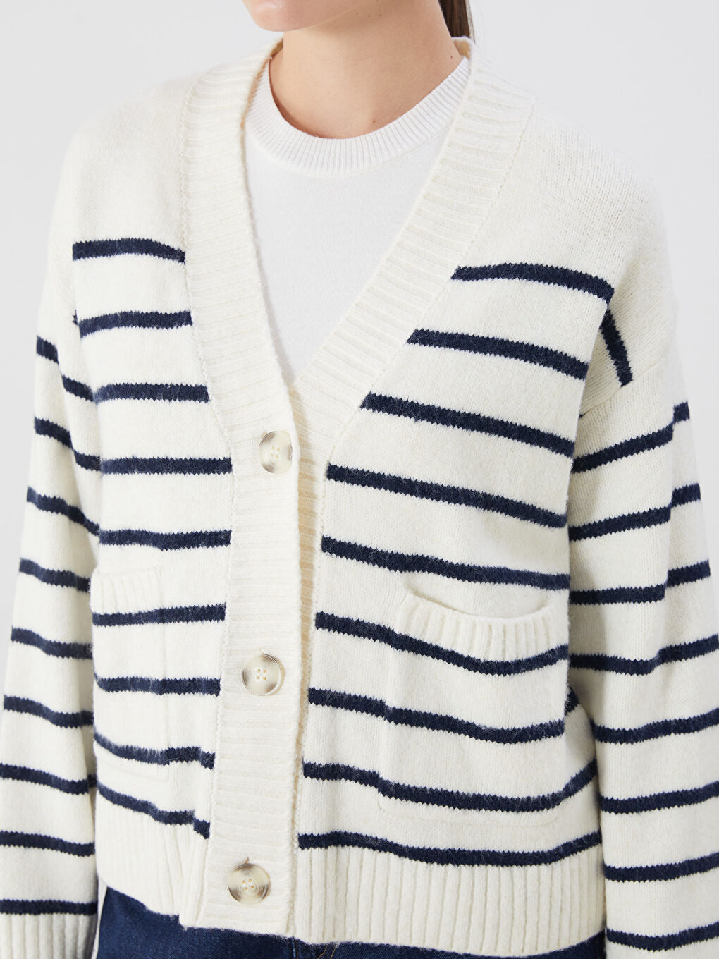 V Neck Striped Women's Knitwear Cardigan-2