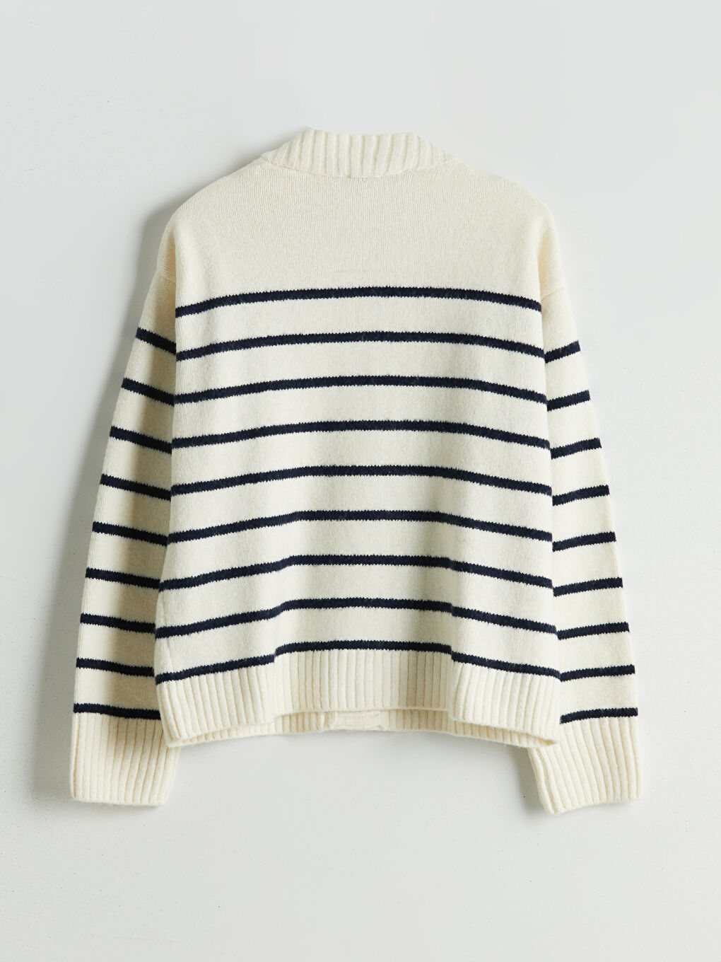 V Neck Striped Women's Knitwear Cardigan-5