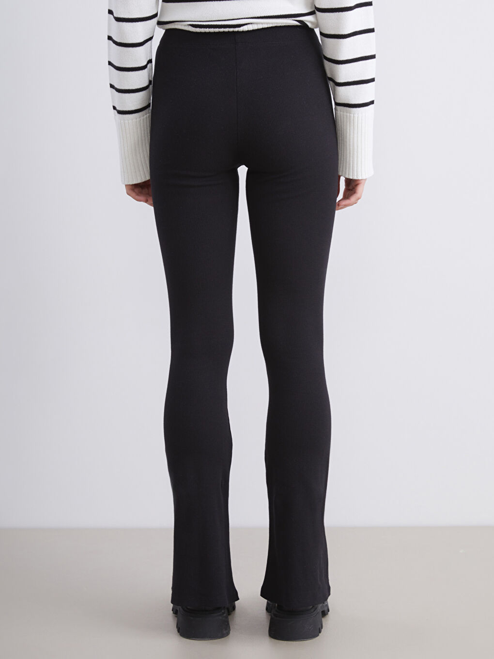 XSIDE Women's Trousers with Elastic Waist and Flared Leg -W58413Z8-CVL