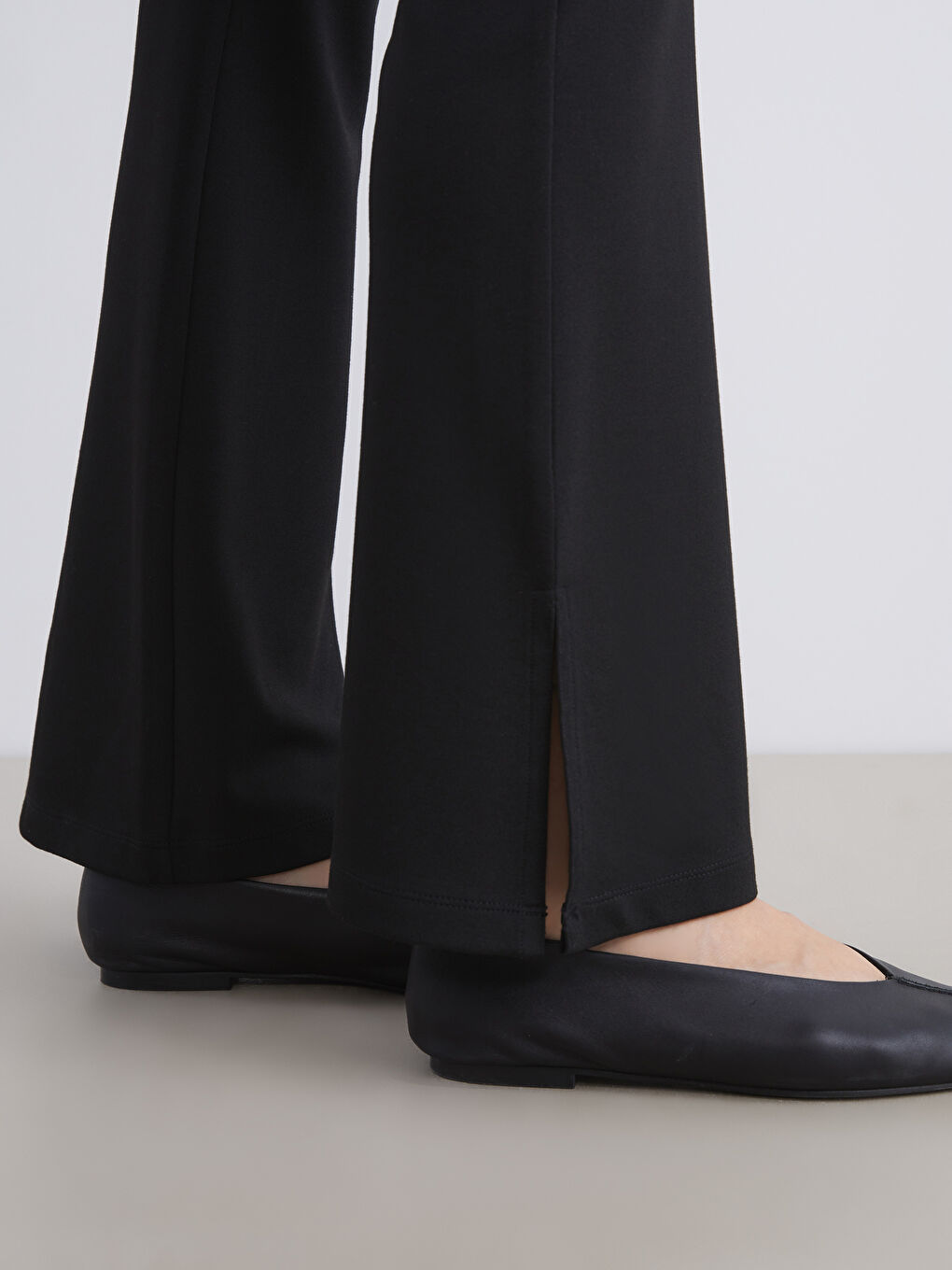 Ženske pantalone sa elastičnim strukom i širokim nogavicama-2