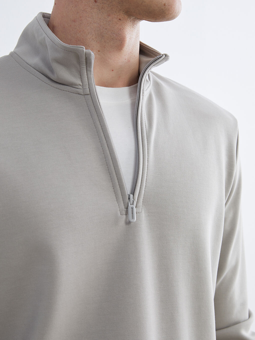 Gri Dik Yaka Erkek Sweatshirt-2