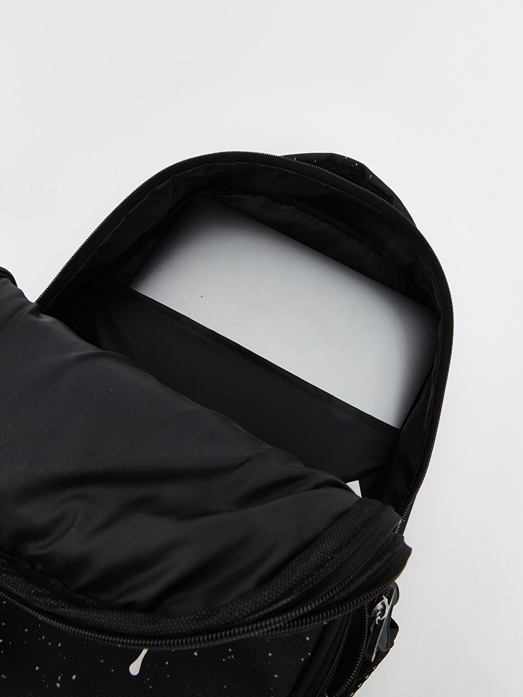 Siyah Baskılı Erkek Çocuk Okul Çantası-5