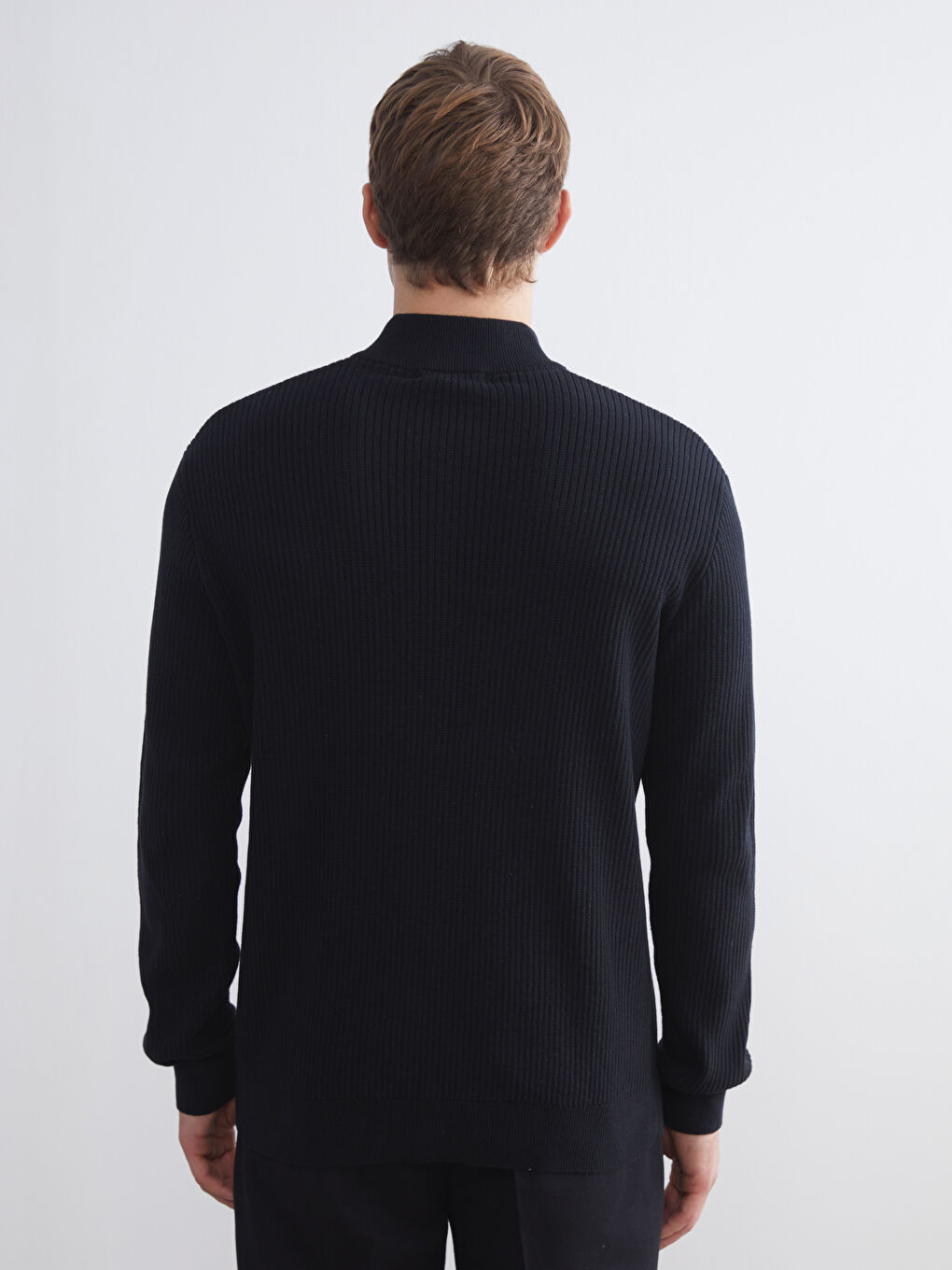 Zippered Funnel Neck Men's Knit Sweater-3