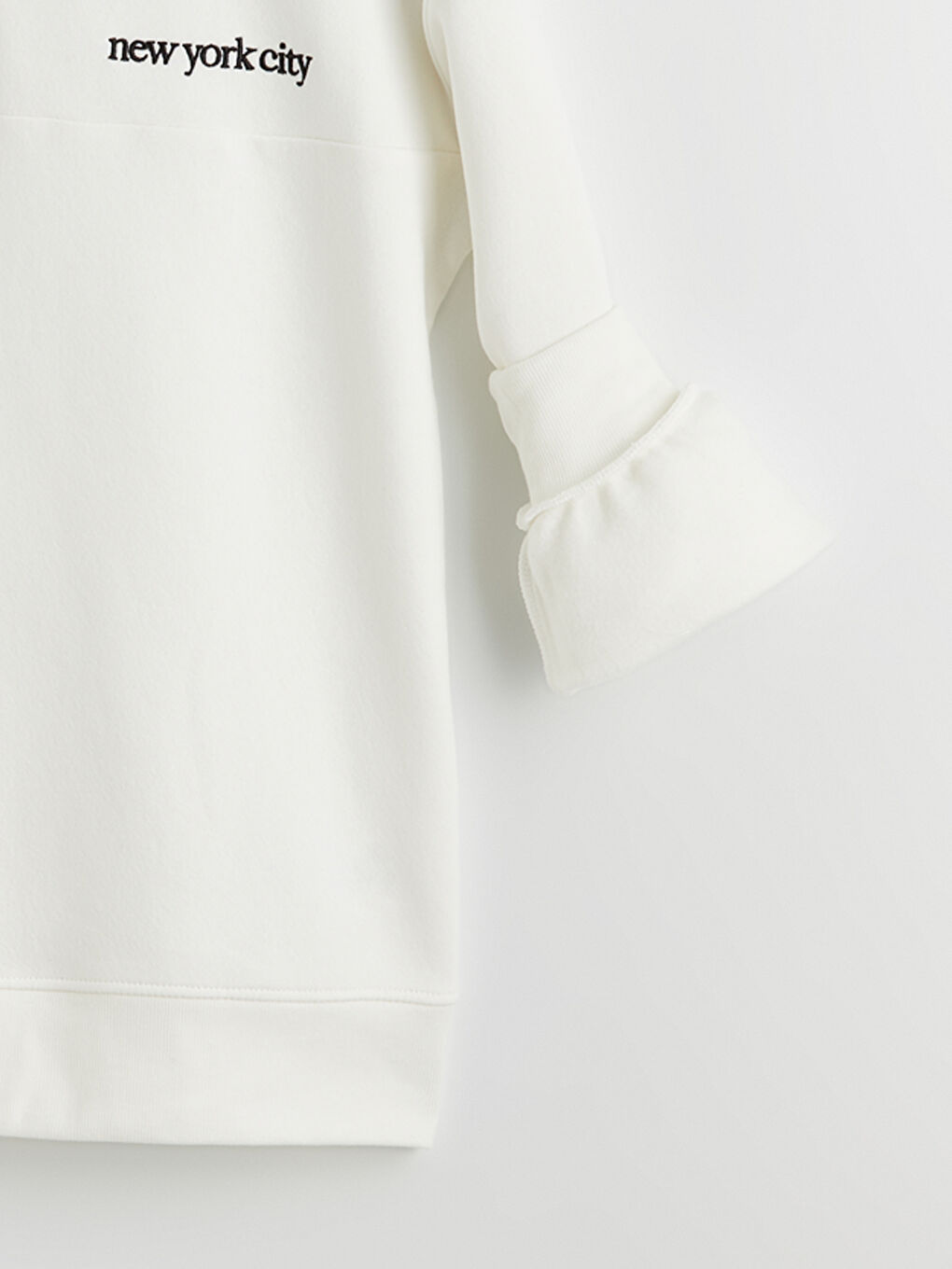 ქალების მაღალი ყელიანი, ფართო ზომის, ნაქარგებიანი სპორტული ზედა-6