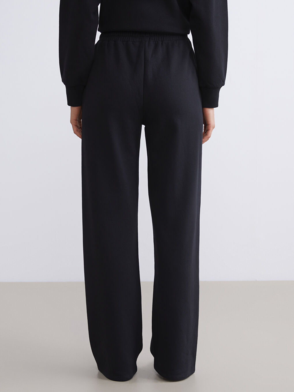 Elasticated Waist Women's Thick Sweatpants-3