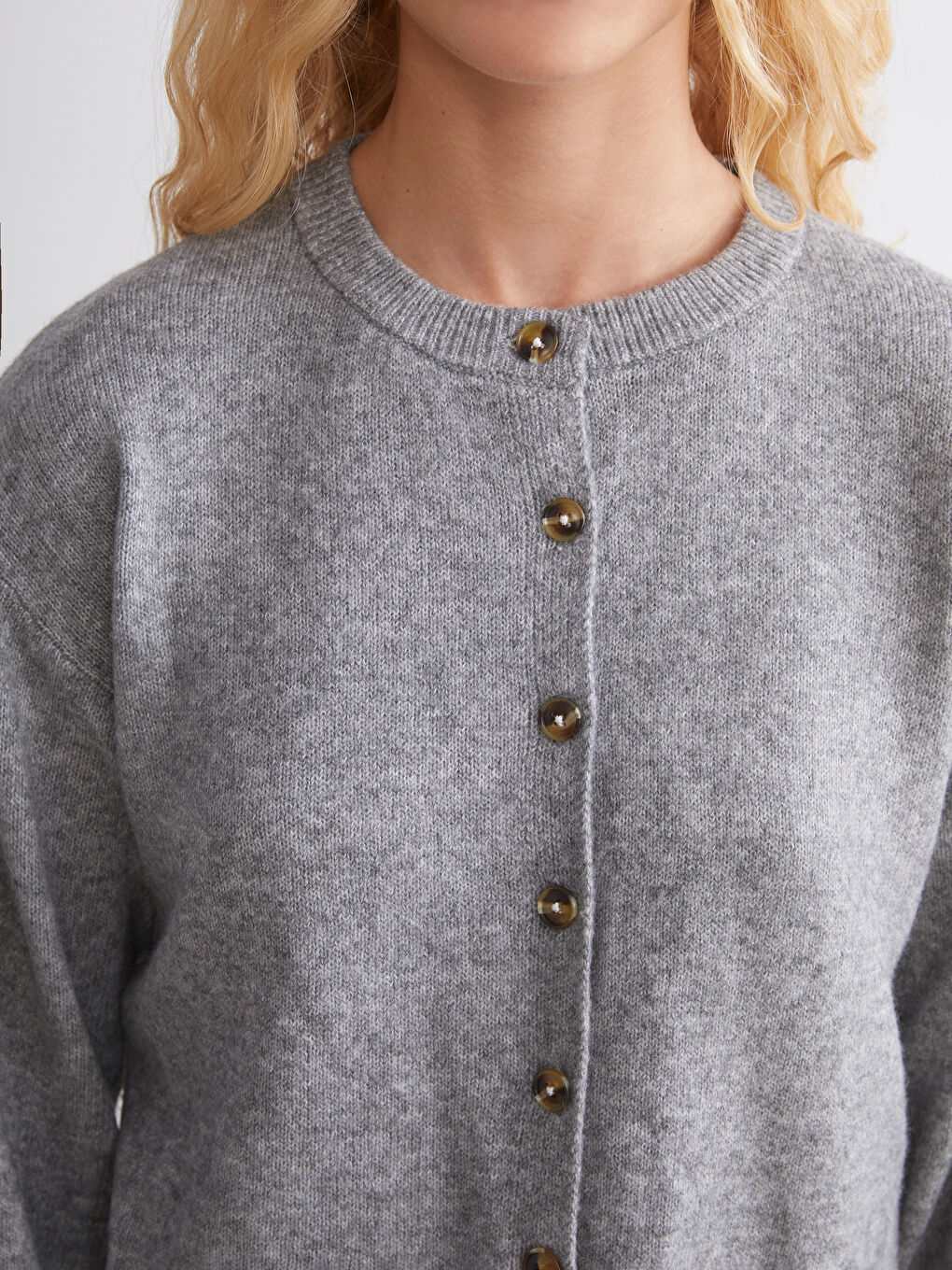 Crew Neck Women's Knitwear Cardigan-2