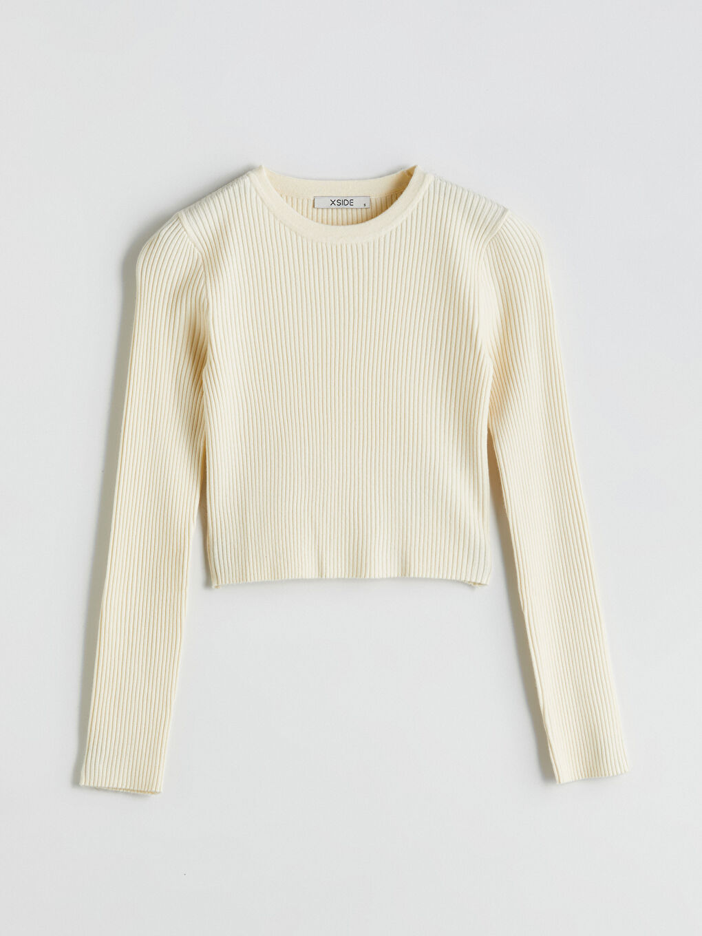 Свитер из трикотажа с круглым вырезом и укороченным кроем для женщин-4