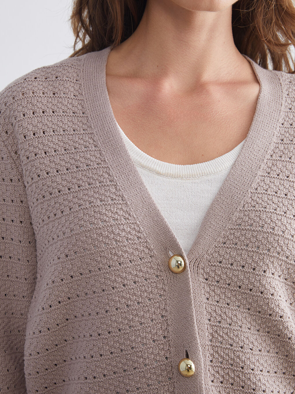 LCWAIKIKI Classic V-Neck Hole-Knitted Women's Knitwear Cardigan -W58626Z8-FNU