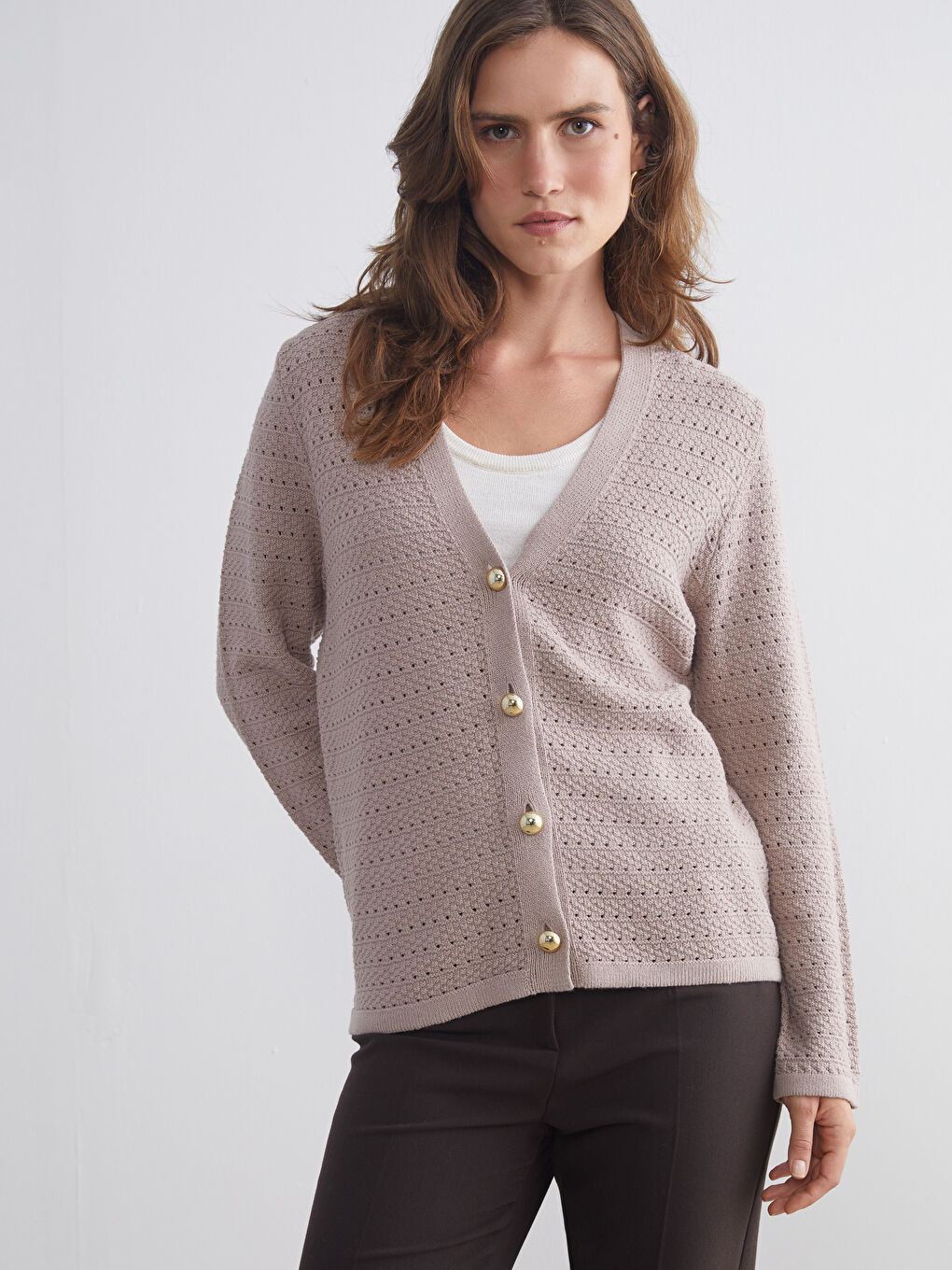 LCWAIKIKI Classic V-Neck Hole-Knitted Women's Knitwear Cardigan -W58626Z8-FNU